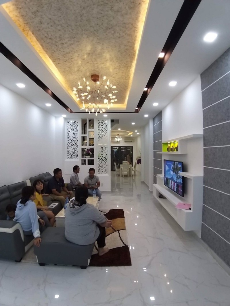 BÁN NHÀ PHÚ NHUẬN HXH 80M2 4 TẦNG NGANG 4M 7 PN SÁT MT THÍCH QUẢNG ĐỨC  GẤP BÁN 9.6 TỶ - Ảnh 4